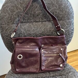 Chic Unlisted Burgundy Shoulder Bag